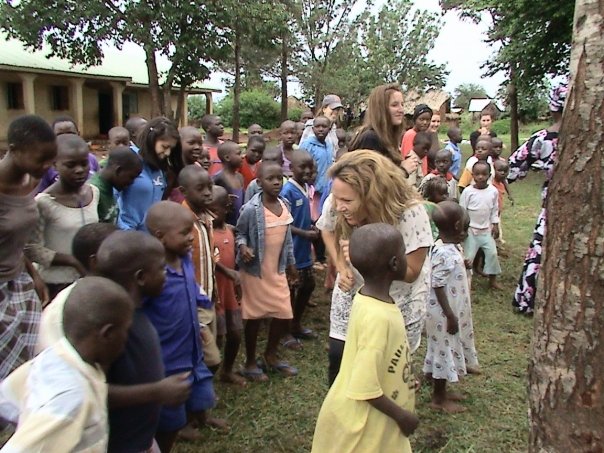 Resultado de imagem para an orphanage in Busia, Uganda.